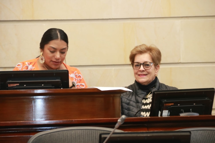 Imagen de apoyo de  La reforma pensional no busca subir la edad de pension Mintrabajo