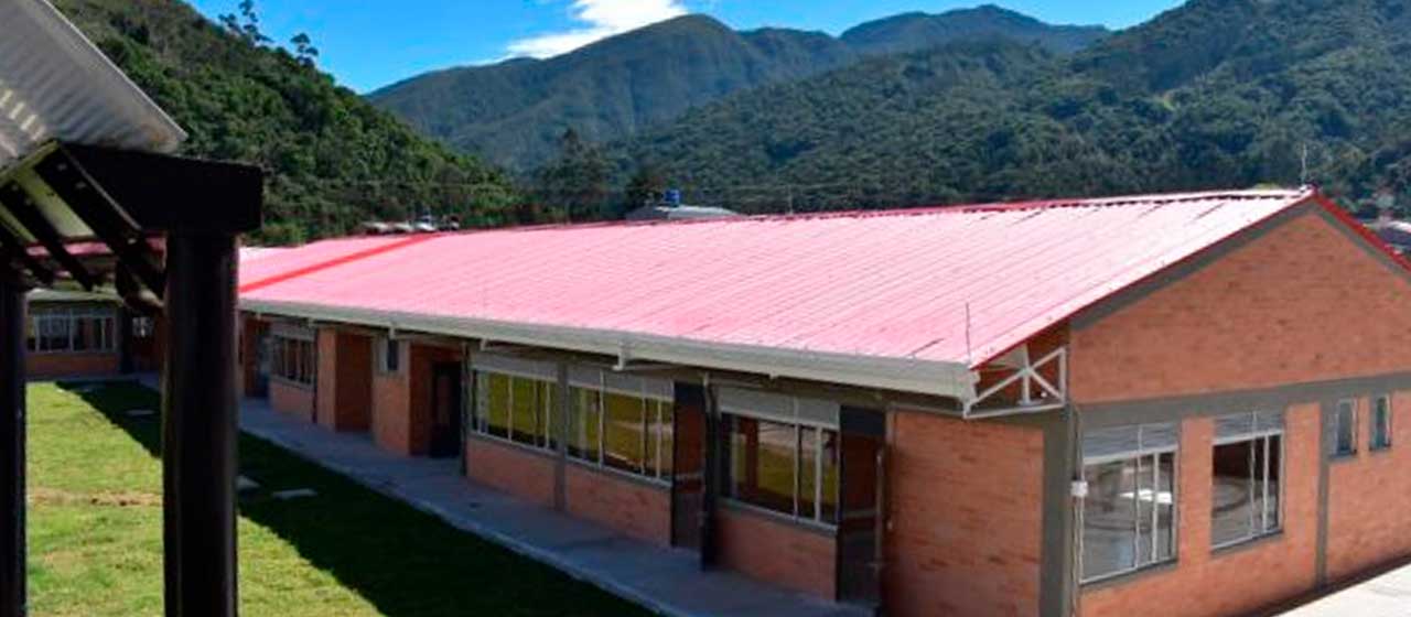 Imagen de apoyo de  Se abre convocatoria para postular sedes educativas al programa de Mejoramiento de Infraestructura Rural