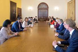 Imagen de apoyo de  Se realiza una reunion con la delegacion del Parlamento Europeo para las relaciones con los paises de la region andina