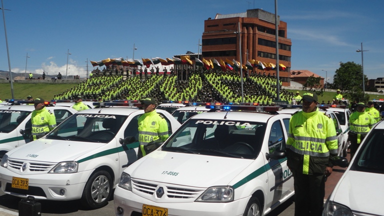 Imagen de apoyo de  Retiro de los miembros de la fuerza publica mediante la figura del llamamiento a calificar servicios no exige una motivacion adicional a la que esta prevista en la ley