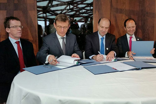 Imagen de apoyo de  Colombia lanza en Paris la iniciativa Colombia Sostenible y firma innovador acuerdo para reconocer la reduccion de la deforestacion en la Amazonia Colombiana