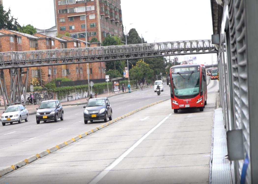 Imagen de apoyo de  Se levanto el Pico y Placa para carros particulares en Bogota
