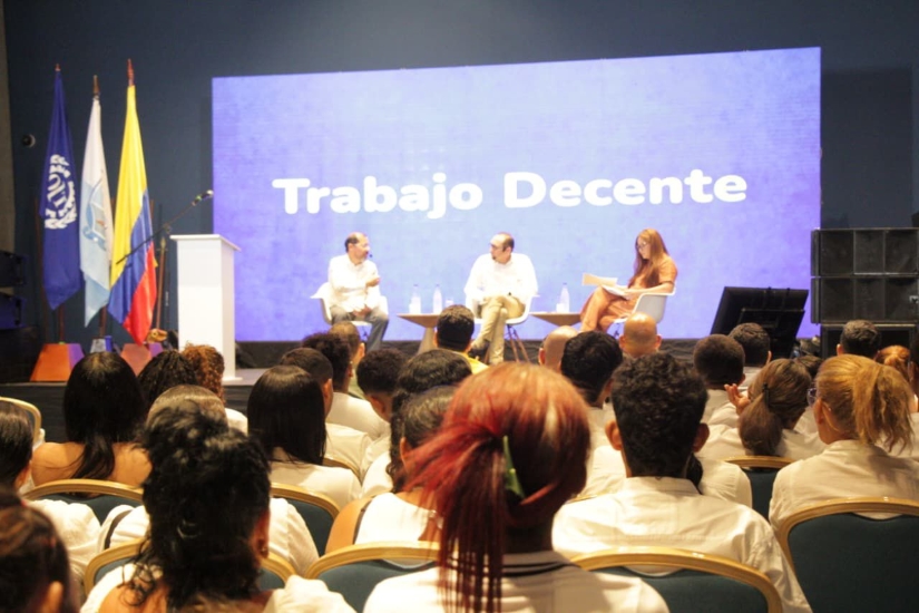 Imagen de apoyo de  Gobierno y OIT presentaron avances del Programa Formandonos para la Paz