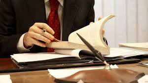 Imagen de apoyo de  La Ley 2113 de 2021 establecio los principios generales de los consultorios juridicos