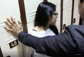 Imagen de apoyo de  Fueron formulados cargos a docente que sostenia conversaciones de indole sexual con estudiante menor de edad