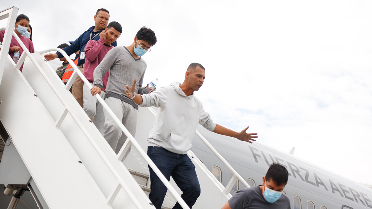 Imagen de apoyo de  Prosperidad Social ofrecera creditos asociativos a colombianos deportados desde Estados Unidos