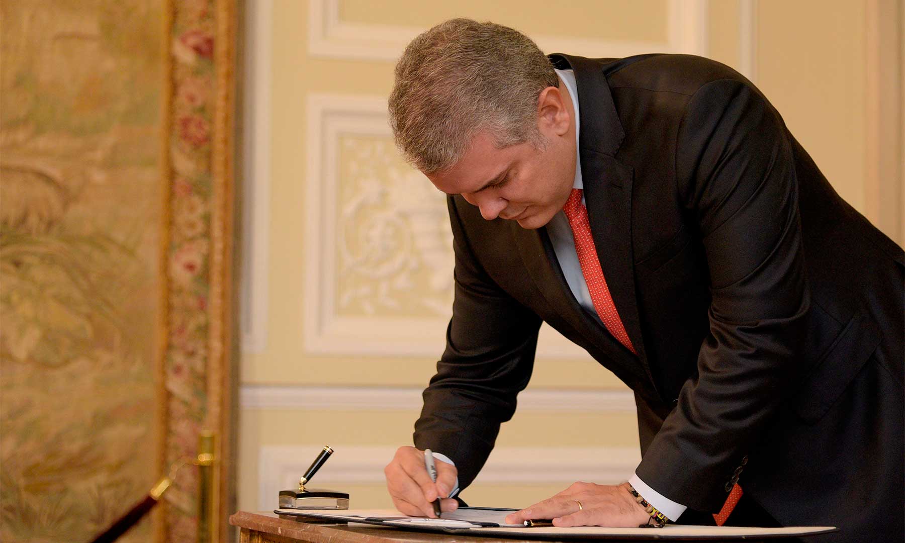 Imagen de apoyo de Gobierno Nacional expide el Decreto 749 mediante el cual ordena el Aislamiento Preventivo Obligatorio en el pais a partir del 1 de junio