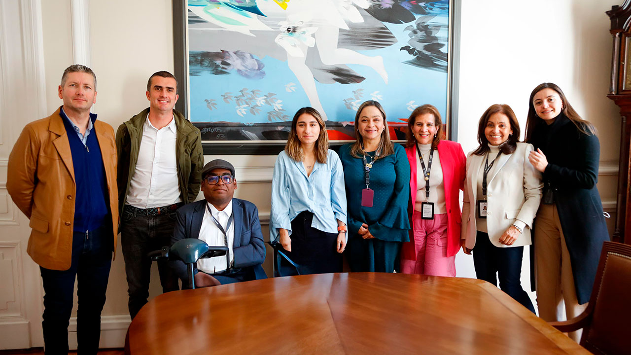 Imagen de apoyo de  Avanza el fortalecimiento del dialogo laboral en el Departamento Administrativo de la Presidencia de la Republica