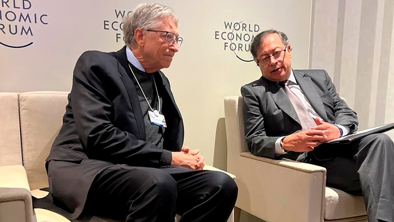 Imagen de apoyo de  Impulsar inteligencia artificial en Colombia con base en energias limpias tema del encuentro del presidente Petro y Bill Gates