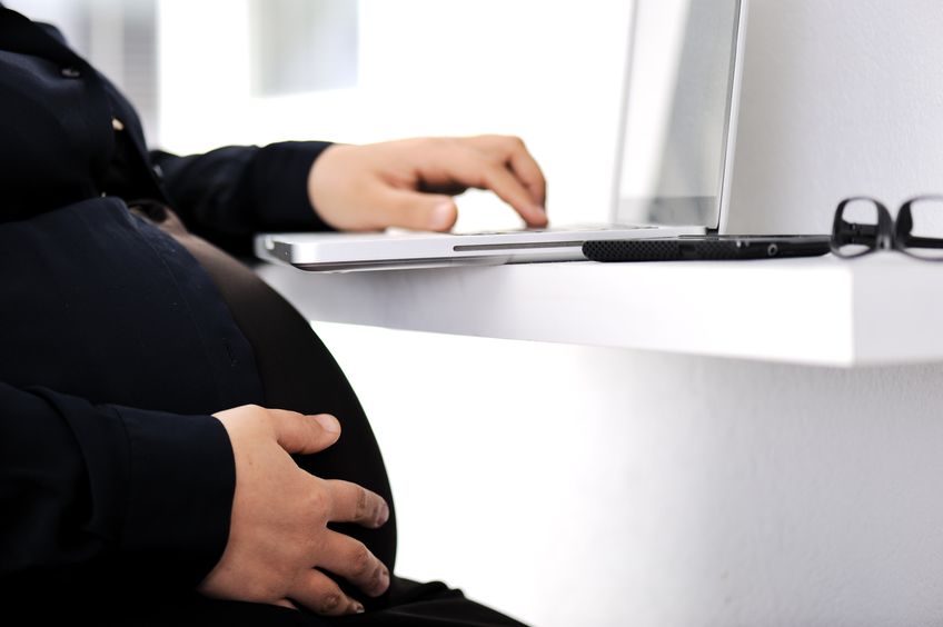 Imagen de apoyo de  La mujer embarazada o lactante es un sujeto de especial proteccion constitucional razon por la cual le asiste una garantia de estabilidad laboral reforzada y proteccion de sus derechos por via de tutela