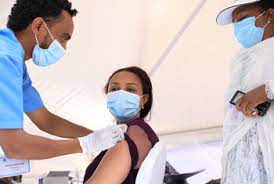 Imagen de apoyo de  50000 millones de dolares para acabar con la pandemia y asegurar la recuperacion mundial es la nueva iniciativa para expirar el Covid19