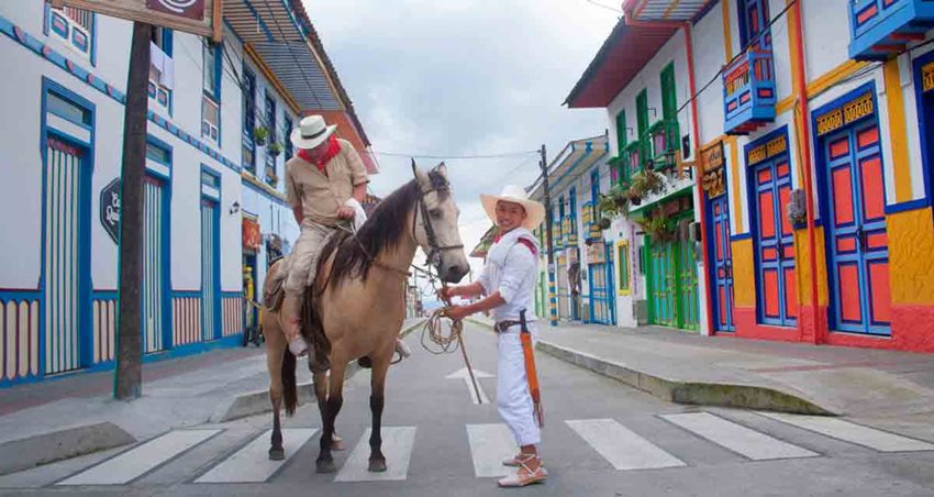 Imagen de apoyo de  Con inversiones por 21793 millones el Ministerio de Comercio Industria y Turismo y Fontur le apuestan al desarrollo turistico del Eje Cafetero