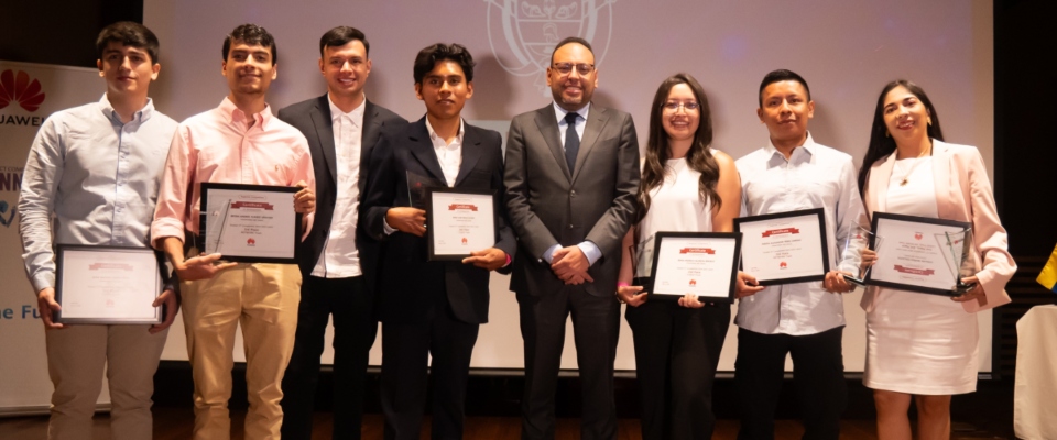 Imagen de apoyo de  Ministerio TIC exalta el talento de estudiantes de la Universidad de Cauca que viajaran a la final de la Competencia Mundial de TIC de Huawei en China