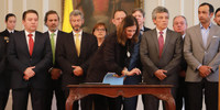 Imagen de apoyo de Oferentes que concluiran Cruce de la Cordillera Central suscriben Pacto de Cero Tolerancia con la Corrupcion y Lucha por la Transparencia