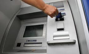 Imagen de apoyo de  294 millones de adultos accedieron al sistema financiero con al menos un producto de ahorro o credito