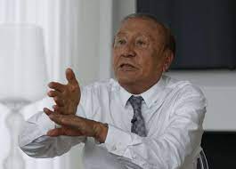 Imagen de apoyo de Es confirmada la suspension impuesta al exalcalde de Bucaramanga Rodolfo Hernandez por irrespetar a veedor ciudadano