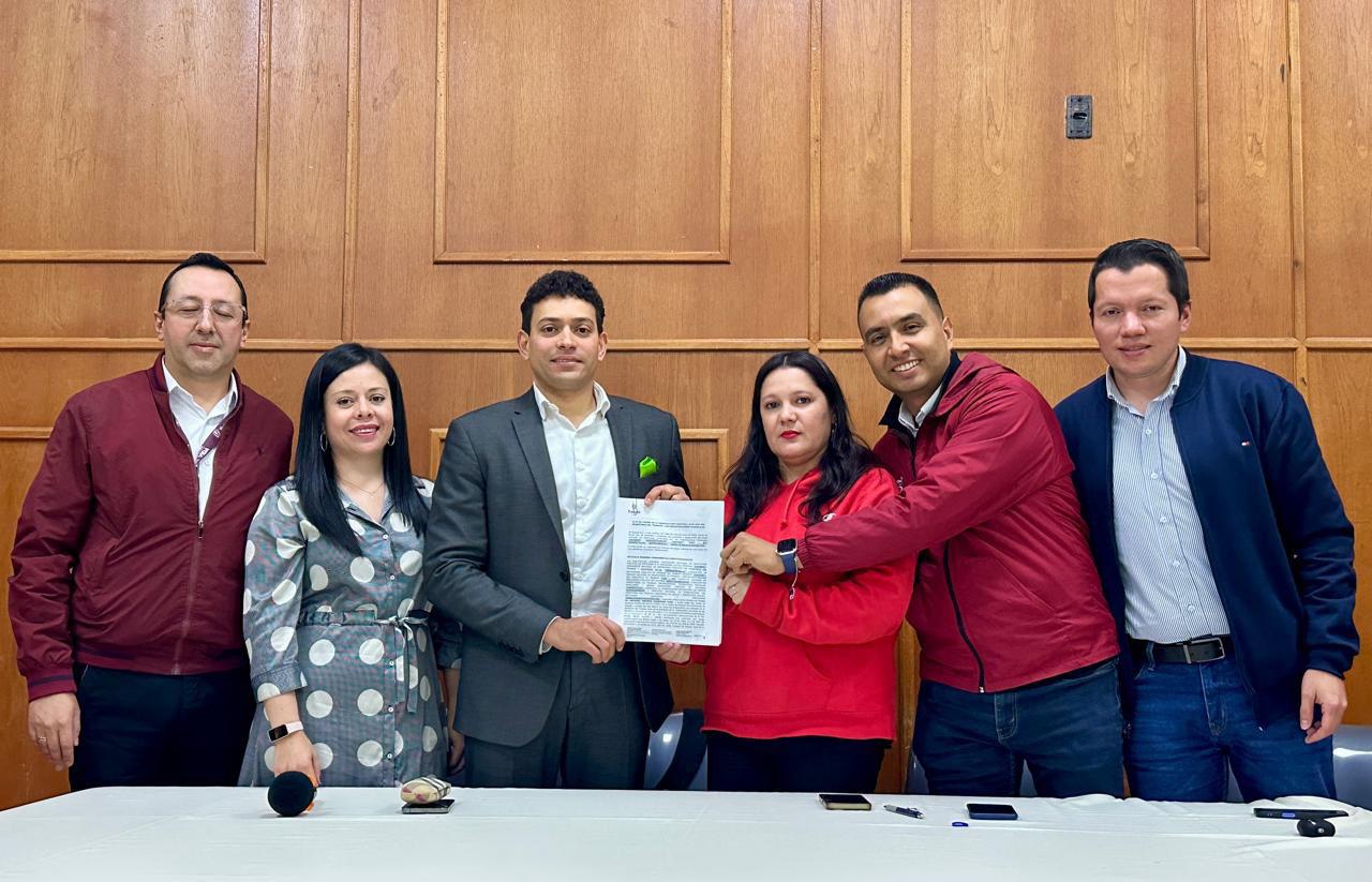 Imagen de apoyo de  Acuerdo sindical para el bienestar de las y los trabajadores y la paz laboral del MinTrabajo