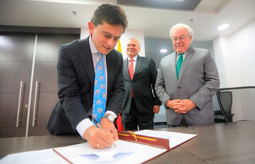 Imagen de apoyo de  Mincomercio y camaras de comercio reafirman convenio para el trabajo conjunto por el desarrollo empresarial el pais