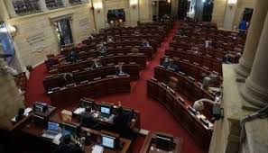 Imagen de apoyo de  Un buen numero de proyectos aprobados por Senado a sancion presidencial