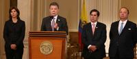 Imagen de apoyo de  Al Gobierno de Venezuela le exigimos respeto por todos los colombianos Presidente Santos