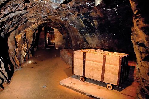 Imagen de apoyo de  La Resolucion 126 de 2015 determina los precios base de los minerales no metalicos para la liquidacion de regalias