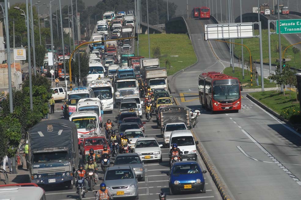 Imagen de apoyo de  Se elimina reversible de la carrera Septima