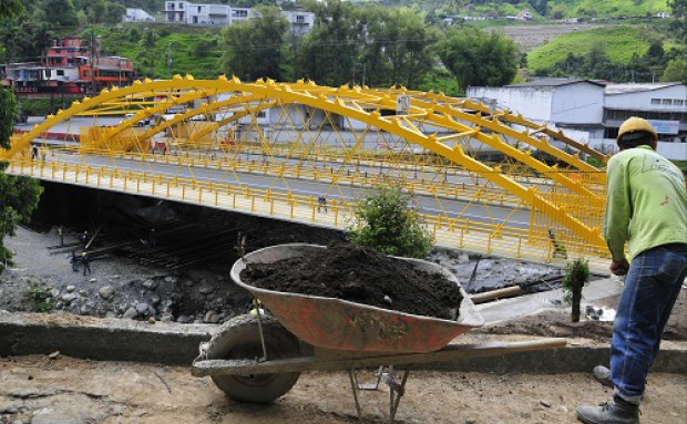 Imagen de apoyo de  Via libre para iniciar obras en Puente vehicular de la calle 80 via Bogota  Villeta