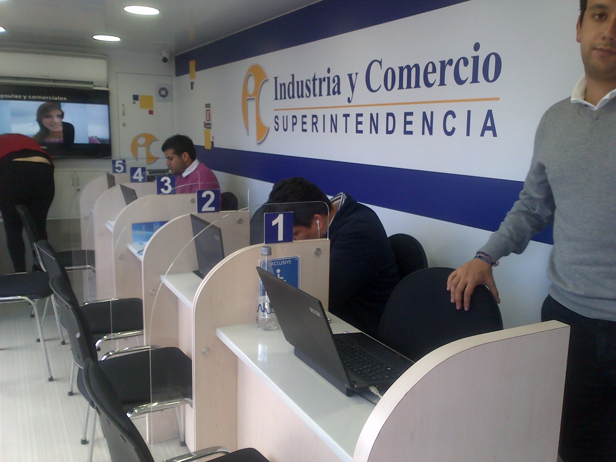 Imagen de apoyo de  Se fijan nuevas tasas para los tramites ante la Superintendencia de Industria y Comercio