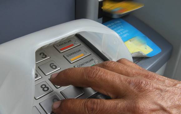 Imagen de apoyo de  Gobierno presenta nueva ley de costos financieros