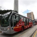 Imagen de apoyo de  Alcalde Pealosa y gabinete lideran pedagogia de cambio de rutas faciles en TransMilenio