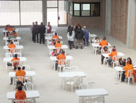 Imagen de apoyo de  El Estado debe garantizar la unidad familiar de los reclusos